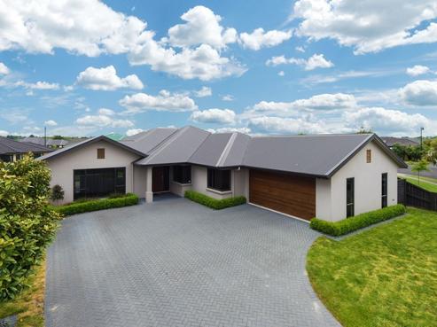 11 Wakefield Place, Rototuna North