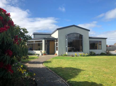 12 Crossleigh Crescent, Balclutha