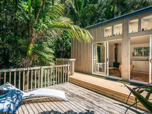 14 Karaka Road, Oneroa