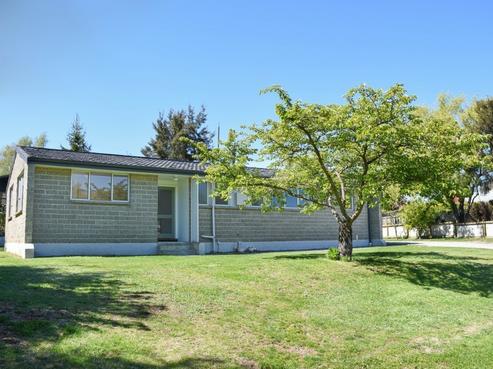 24 Kowhai Drive, Wanaka