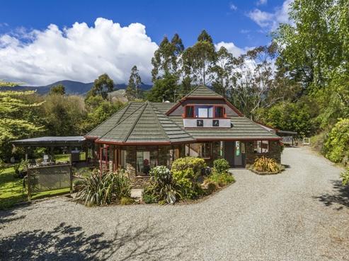 138 Teal Valley Road, Hira