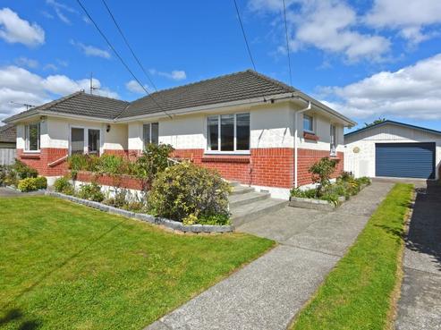 51 Totara Park Road, Clouston Park