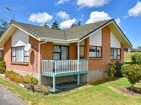 16A Reidy Place, Pukekohe