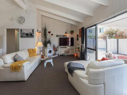 9A Peter Place, Mangakakahi