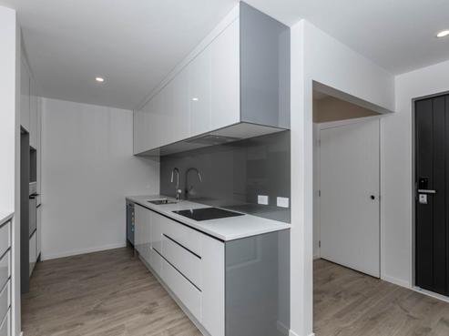 44 Arran Point Parade, Orewa