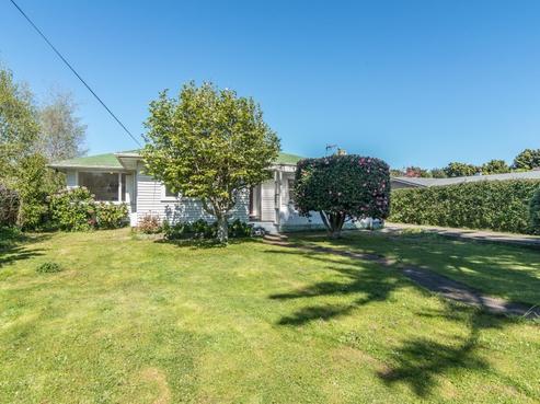 246 Te Moana Road, Waikanae