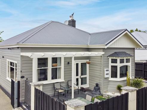5 Rathmore Street, West End