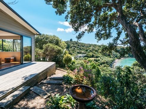 60 Hunterville Road, Waiheke Island