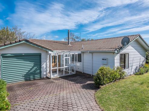 21 Rimu Road, Raumati Beach