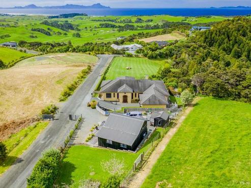 119 Millennium Way, Waipu