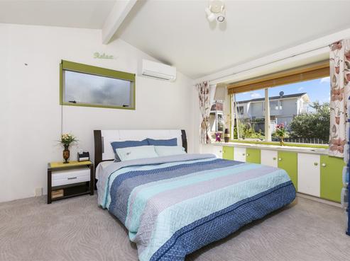 80K Tirimoana Road, Te Atatu South