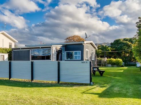 85 Gillies Crescent, Waimarama