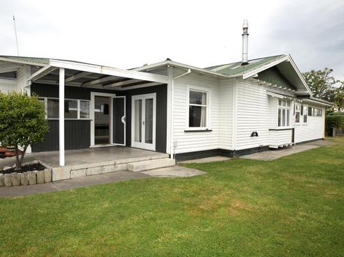 515 Saint Aubyn Street West, Hastings