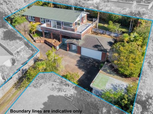 8 Long Bay Drive, Torbay