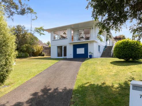 7 Tudward Glade, Hillcrest