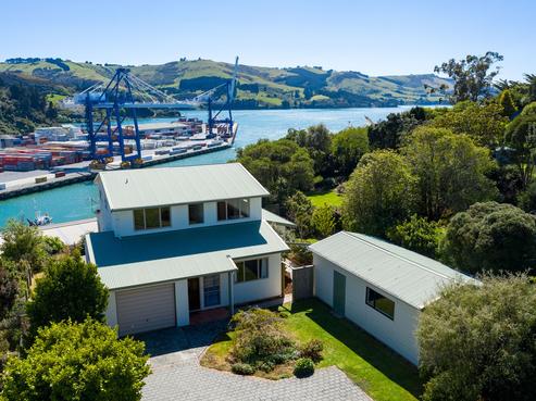 15 Scotia Street, Port Chalmers