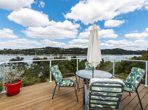 395C Aucks Road, Russell