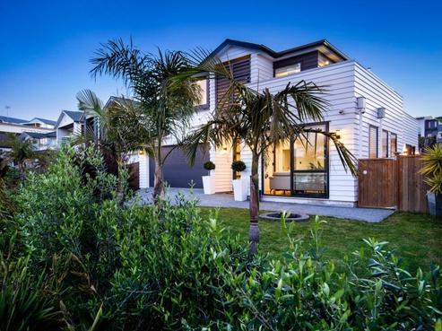 40 Bounty Road, Long Bay