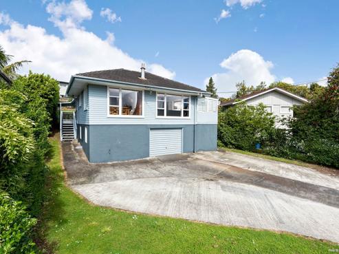 96 Vodanovich Road, Te Atatu South