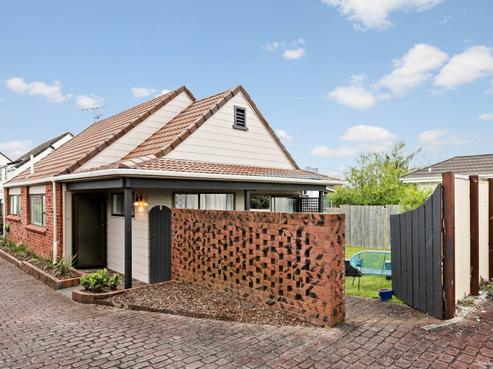 62F Wellington Street, Howick
