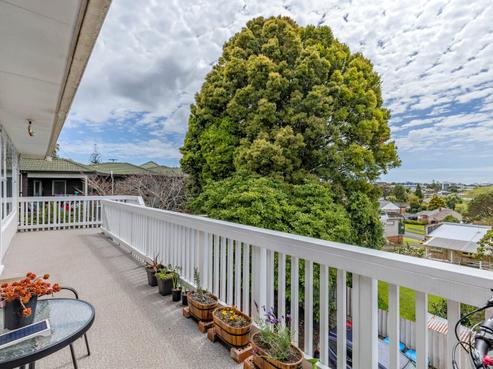 4/2 Ewenson Avenue, One Tree Hill
