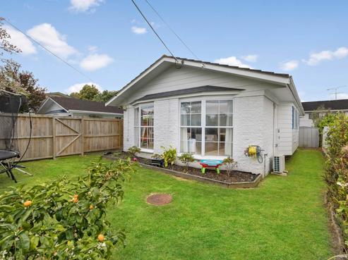 2/34 Stanley Avenue, Milford