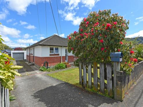 49 Totara Park Road, Clouston Park