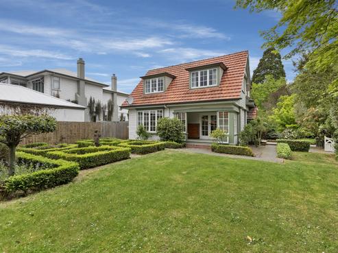 124 Straven Road, Fendalton
