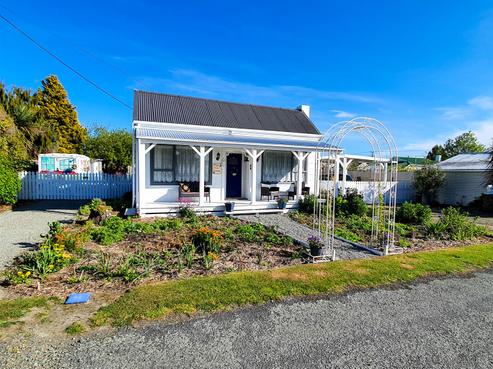 4 Holmes Street, Waimate