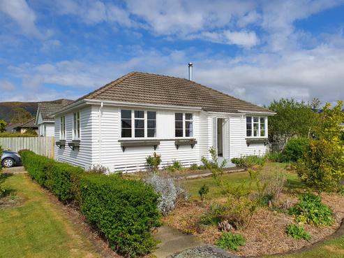 8 Smith Street, Waimate
