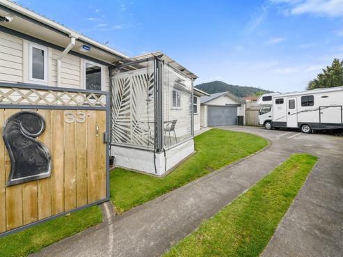 33 Alison Street, Mangakakahi