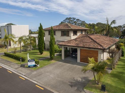 54 Bayside Drive, Coopers Beach