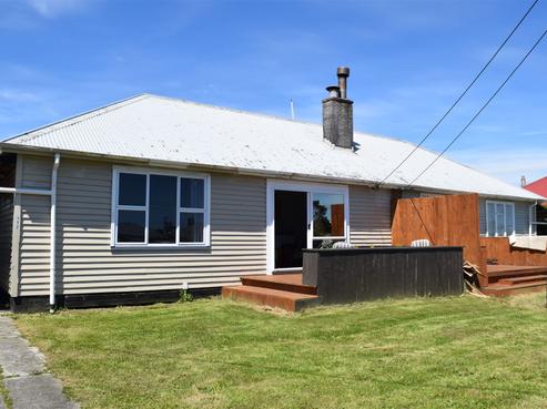 112 Livingstone Street, Hokitika