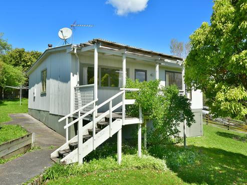 4 Poplar Road, Stanmore Bay