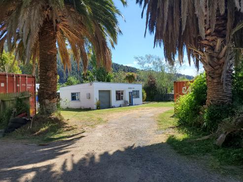8 Purau Port Levy Road, Purau