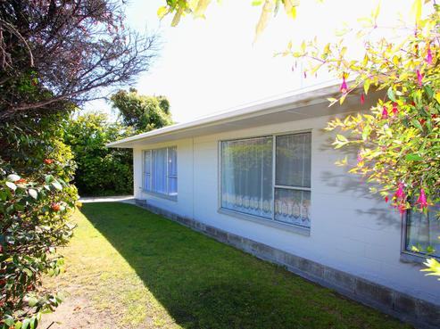 63 Main Road, Redcliffs