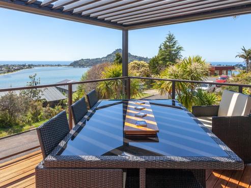 3 Pine Grove, Tairua