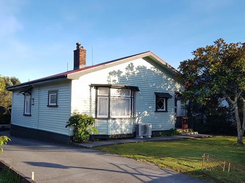215 Sewell Street, Hokitika