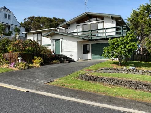 11 Tui Grove, Paihia