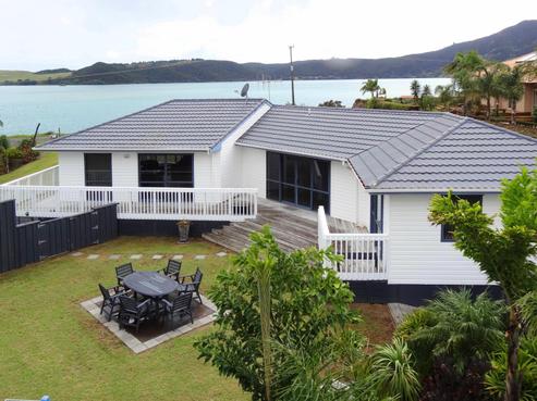 66 Waterfront Road, Pukenui