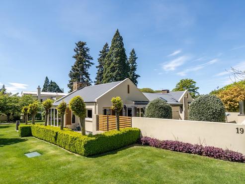 19 Blacksmiths Lane, Wanaka