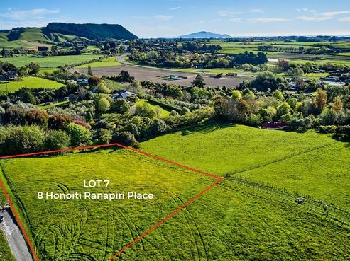 8 Honoiti Ranapiri Place, Manakau