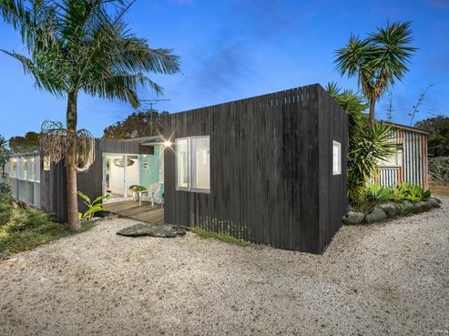 32 Everard Avenue, Army Bay
