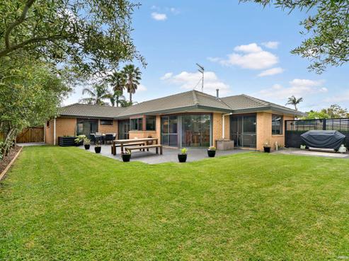 12 Trossach Place, Wattle Downs