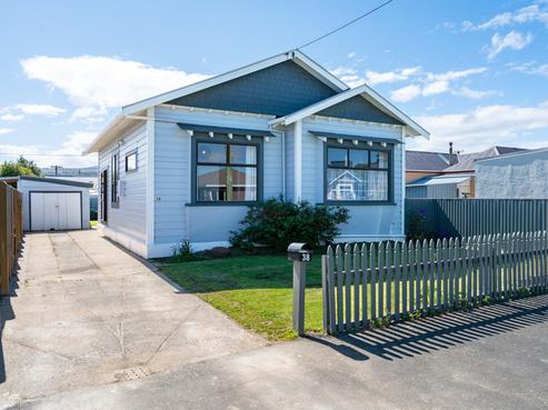 38 Young Street, Saint Kilda