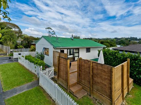 52 Luanda Drive, Ranui