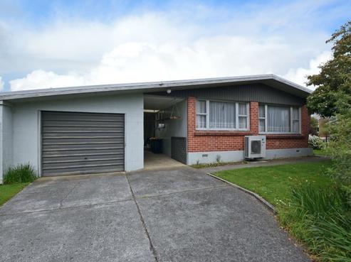 115 Derwent Crescent, Glengarry