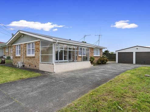 19 Springfield Crescent, Enderley