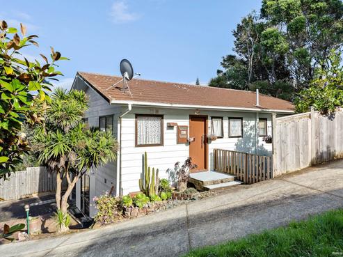 1/66 Glamorgan Drive, Torbay