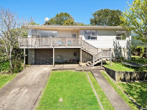 66 Alexander Avenue, Torbay